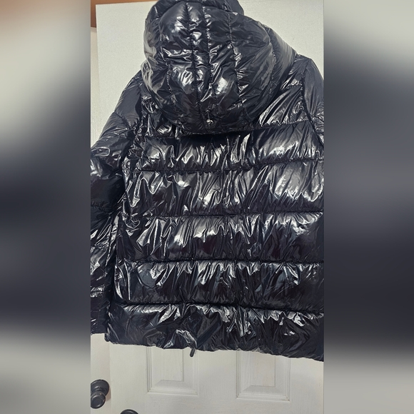 DKNY Women's Puffer Coat, specifically a style featuring a double hood and zippe - Picture 2 of 14